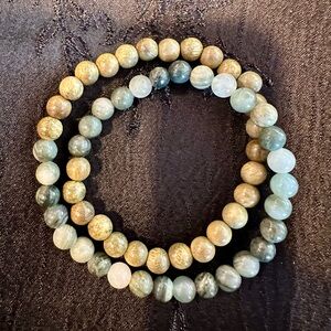 Elegant Green and Gold Beaded Bracelet Set